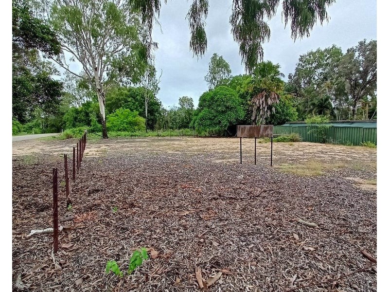 1 Atoll Street, Saunders Beach QLD 4818