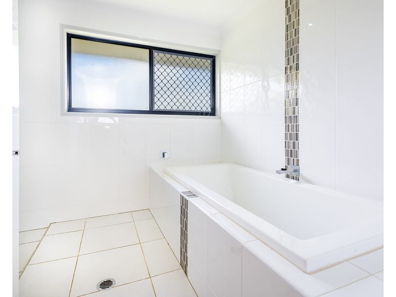 200 Dunford Road West, Yerra QLD 4650