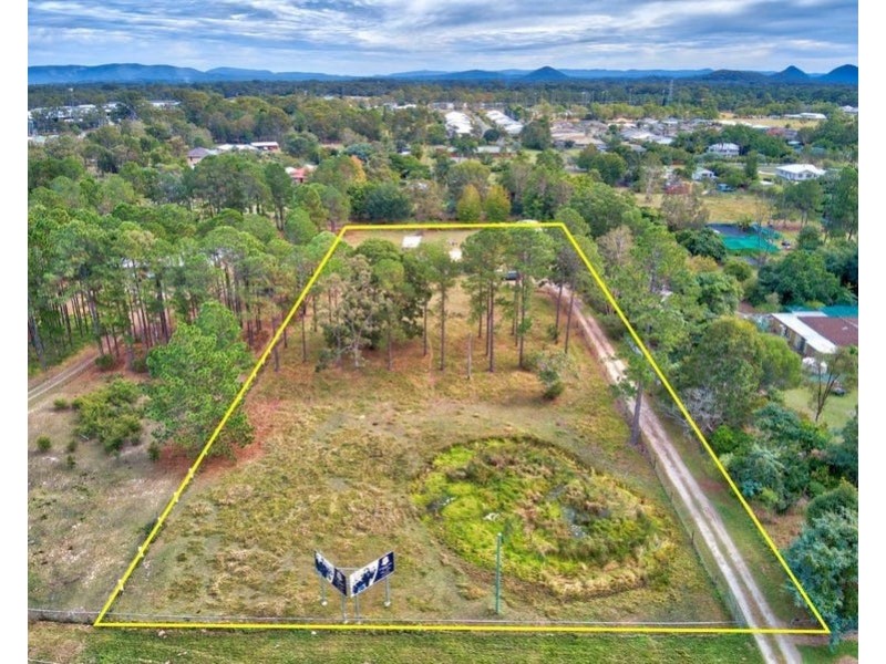 114 Pumicestone Road, Caboolture QLD 4510