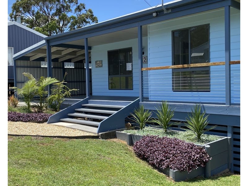 12 Wallaroo Street, Coomba Park NSW 2428