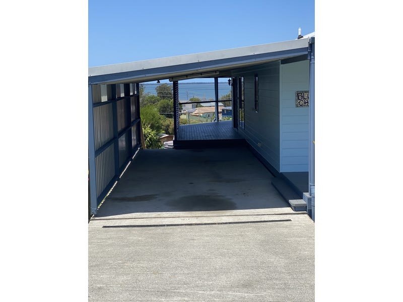 12 Wallaroo Street, Coomba Park NSW 2428