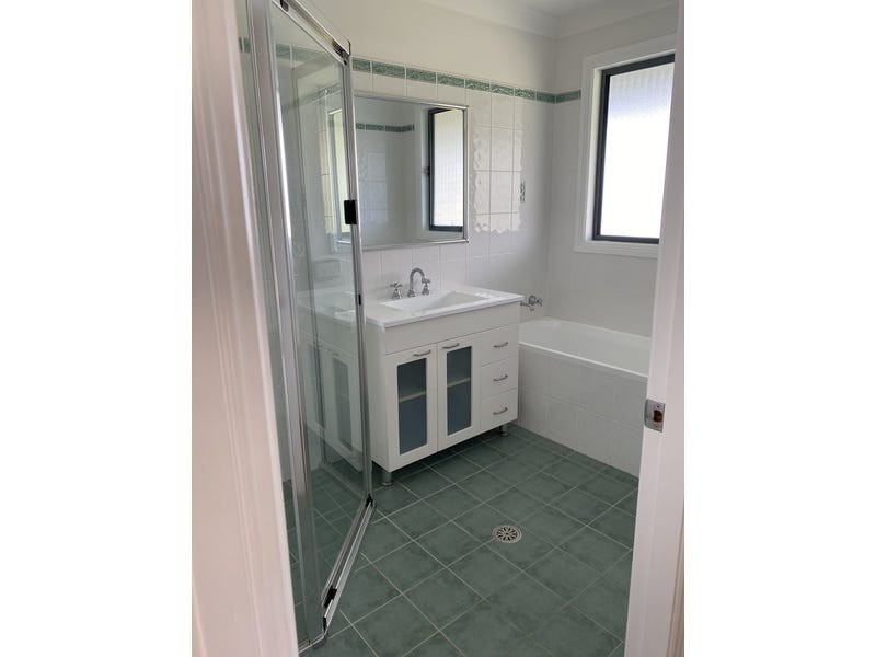 12 Wallaroo Street, Coomba Park NSW 2428