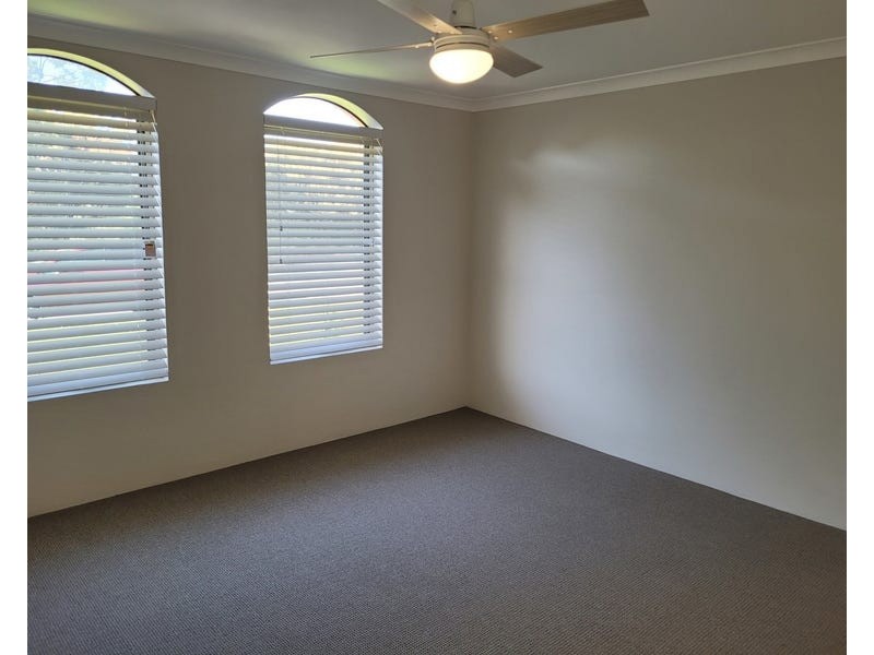 12 McCubbin Loop, Dawesville WA 6211