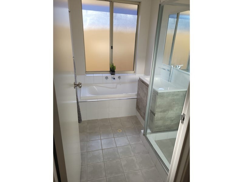 12 McCubbin Loop, Dawesville WA 6211