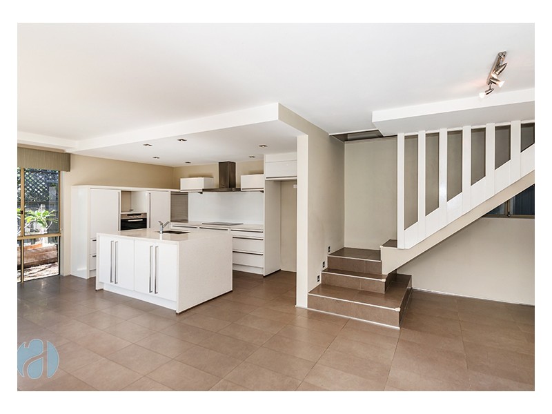 3 Harvey Street, Peppermint Grove WA 6011