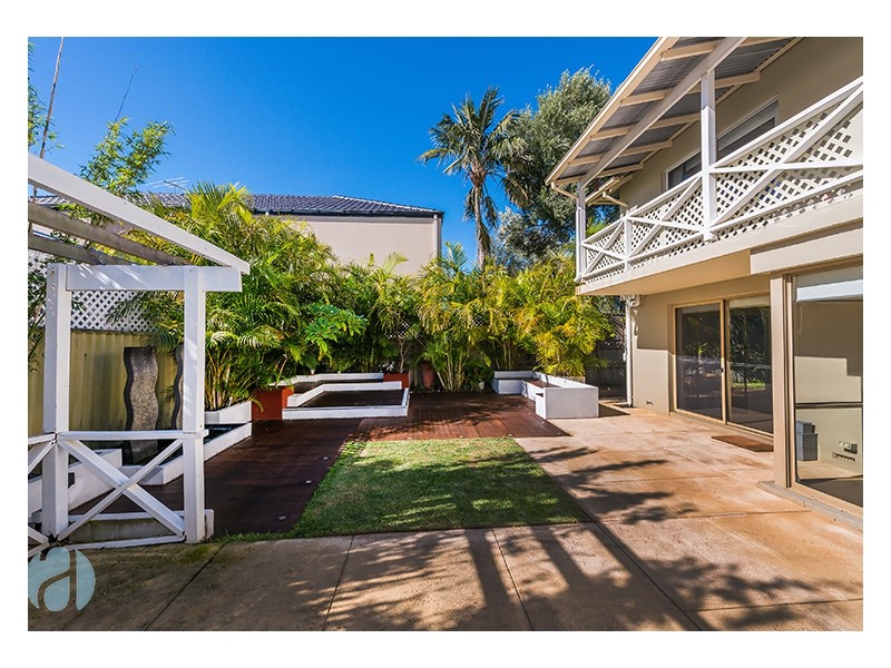 3 Harvey Street, Peppermint Grove WA 6011