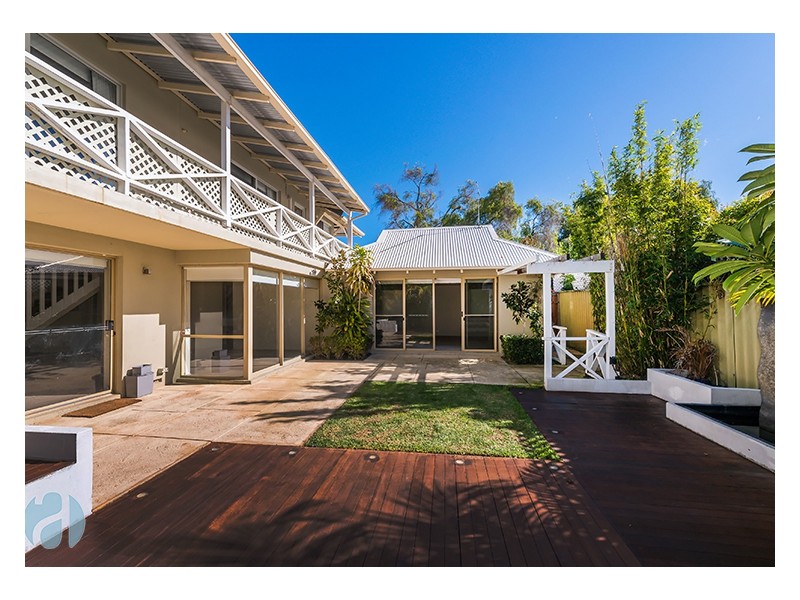 3 Harvey Street, Peppermint Grove WA 6011