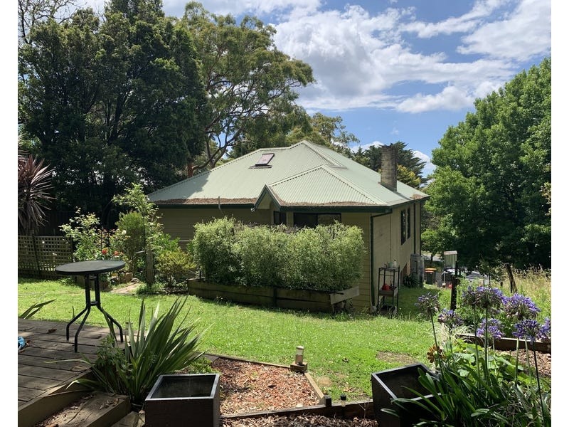 4 Short Street, Hazelbrook NSW 2779