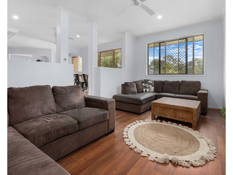 27 Montgomery Drive, Wellington Point QLD 4160