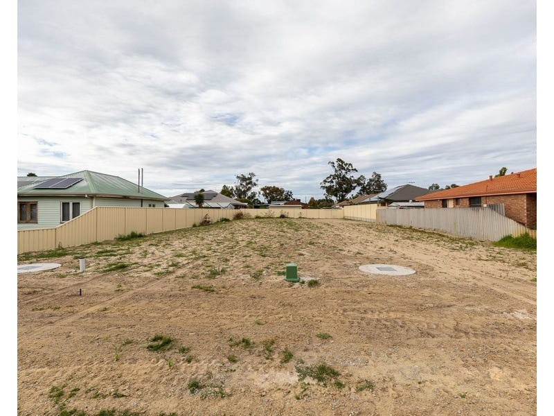 62A Lacey Street, Beckenham WA 6107