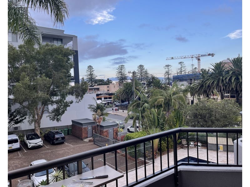 10/13 Campbell Crescent, Terrigal NSW 2260