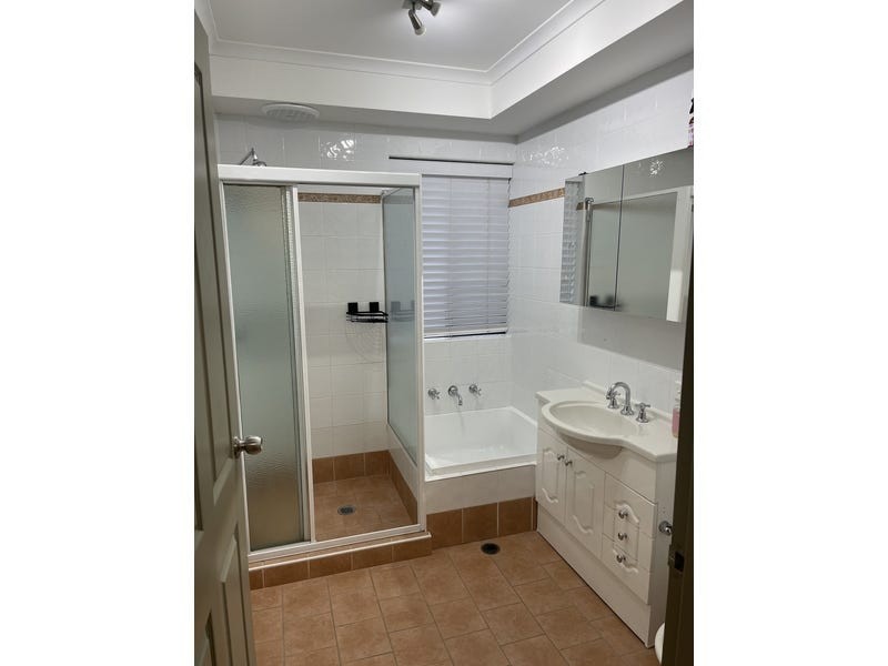 10/13 Campbell Crescent, Terrigal NSW 2260