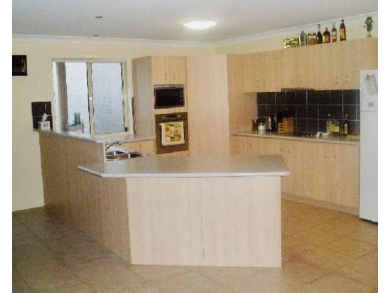 Sandstone Point QLD 4511