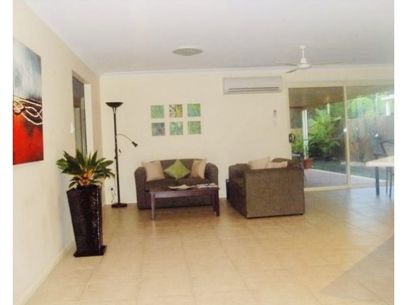 Sandstone Point QLD 4511