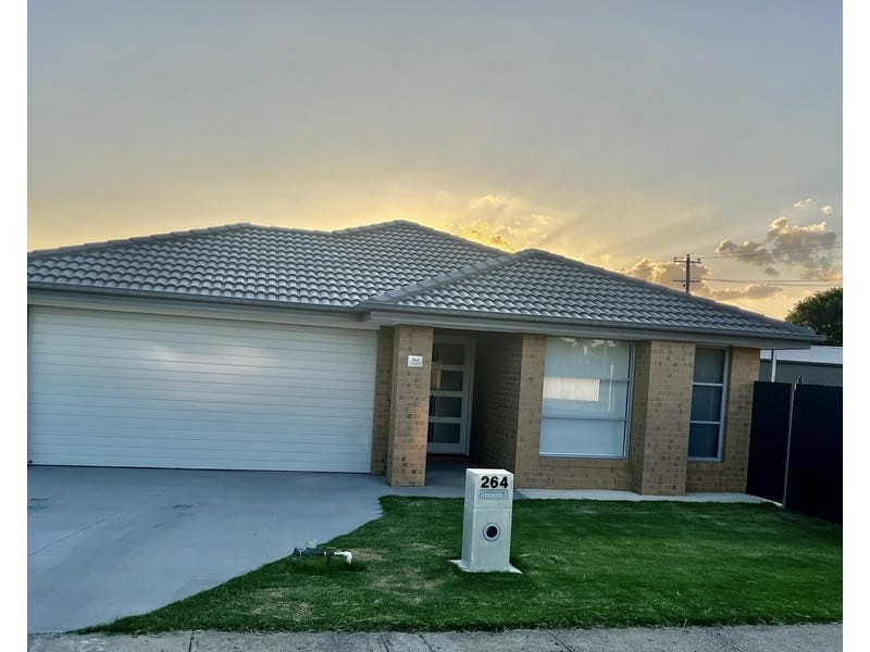 264 Henry Street, Deniliquin NSW 2710