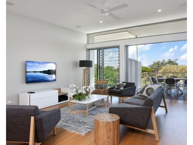 2/22 Tristania Drive, Marcus Beach QLD 4573