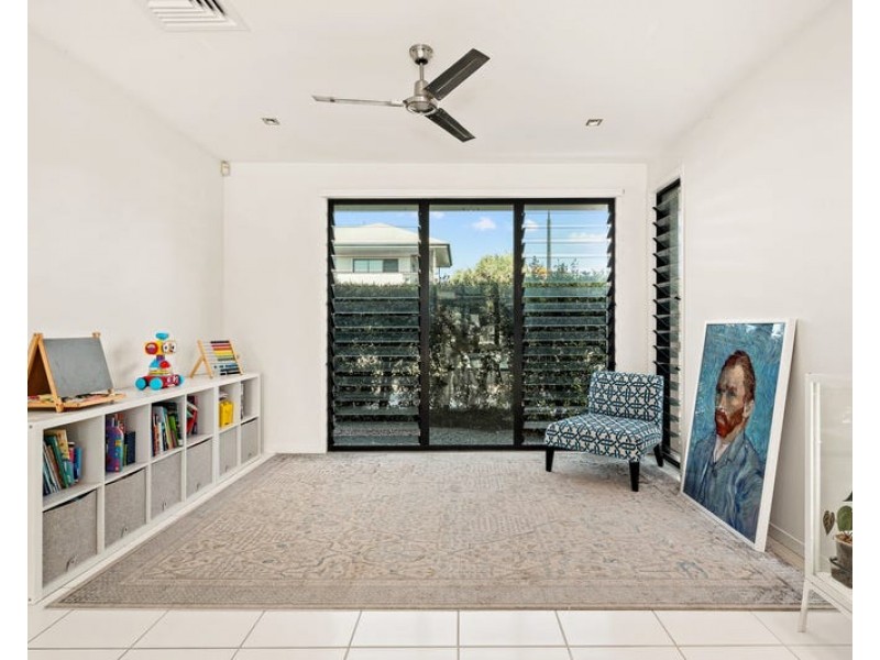 2 Shore Crescent, Bulimba QLD 4171