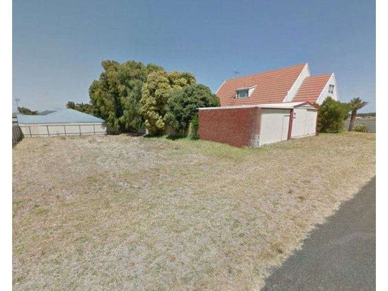 2 Burt Avenue, Goolwa North SA 5214