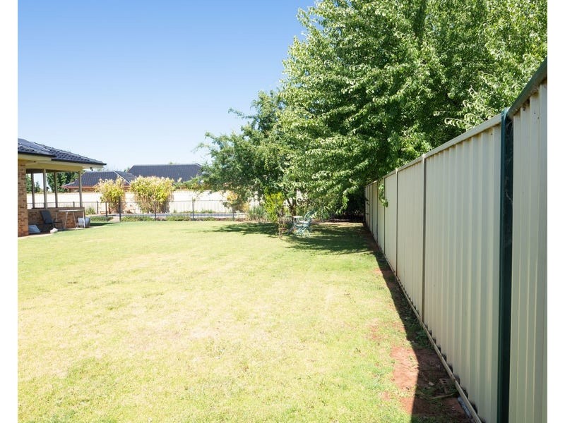 84 Karri Road, Leeton NSW 2705