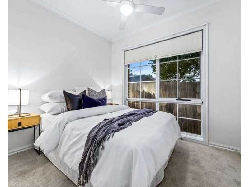 2/27 Jordan Grove, Glen Waverley VIC 3150