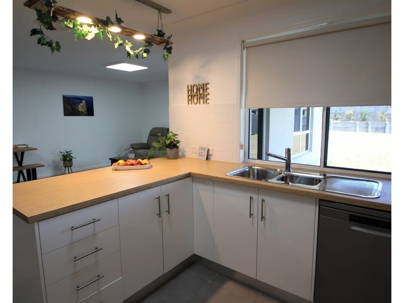 53 Briffney street, Kirkwood QLD 4680