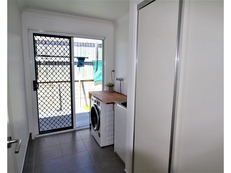 53 Briffney street, Kirkwood QLD 4680