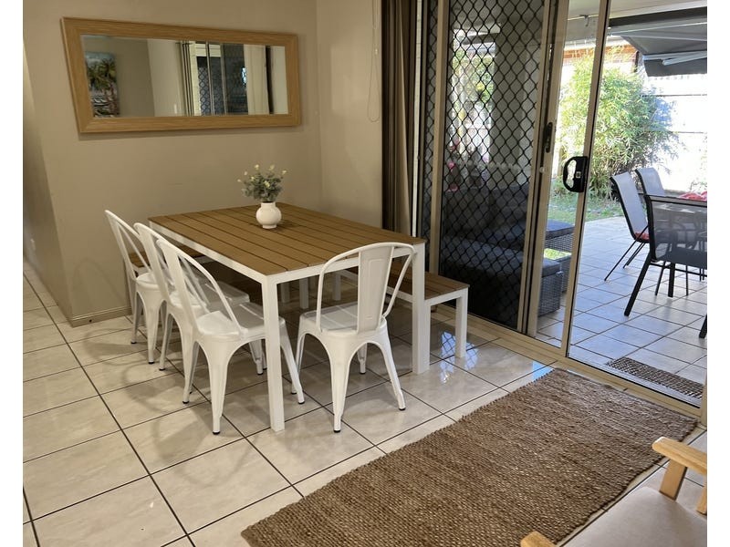 Sandstone Point QLD 4511