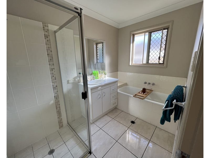 Sandstone Point QLD 4511