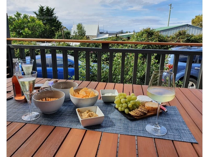 3/49 Burgess Street, Bicheno TAS 7215