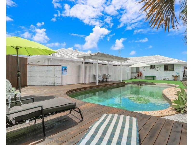6 Tattler Court, Tweed Heads West NSW 2485
