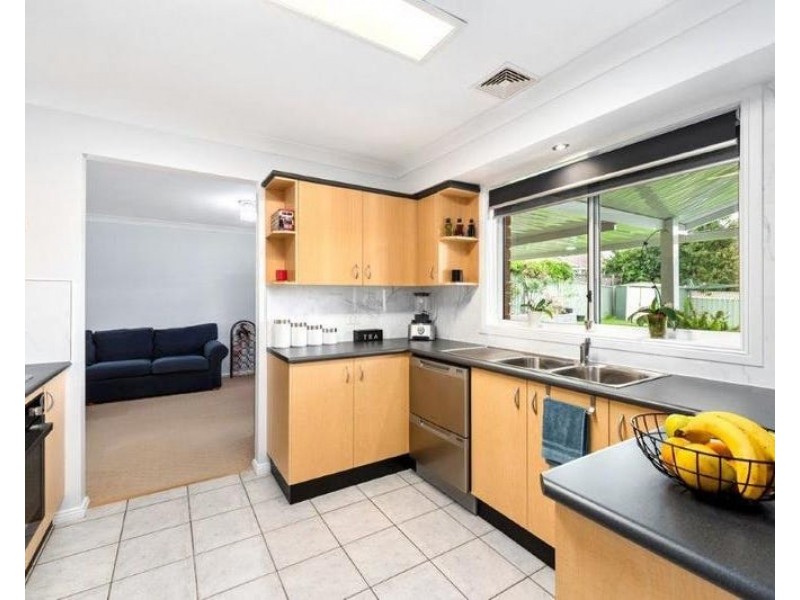 88 Englorie Park Drive, Glen Alpine NSW 2560