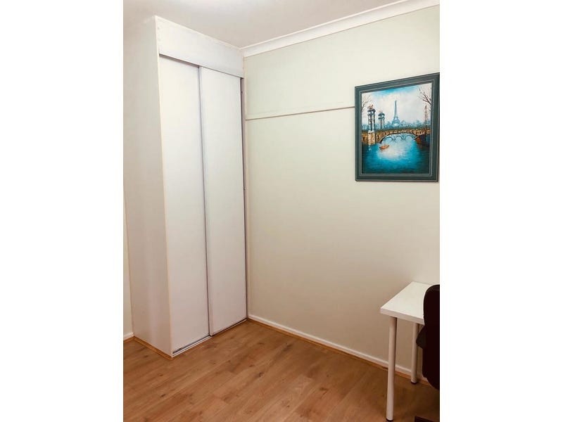 15 Ralph Street, Westmead NSW 2145