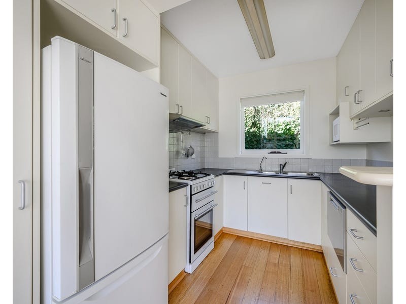 3 ILFRACOMBE CRESCENT, Sandy Bay TAS 7005