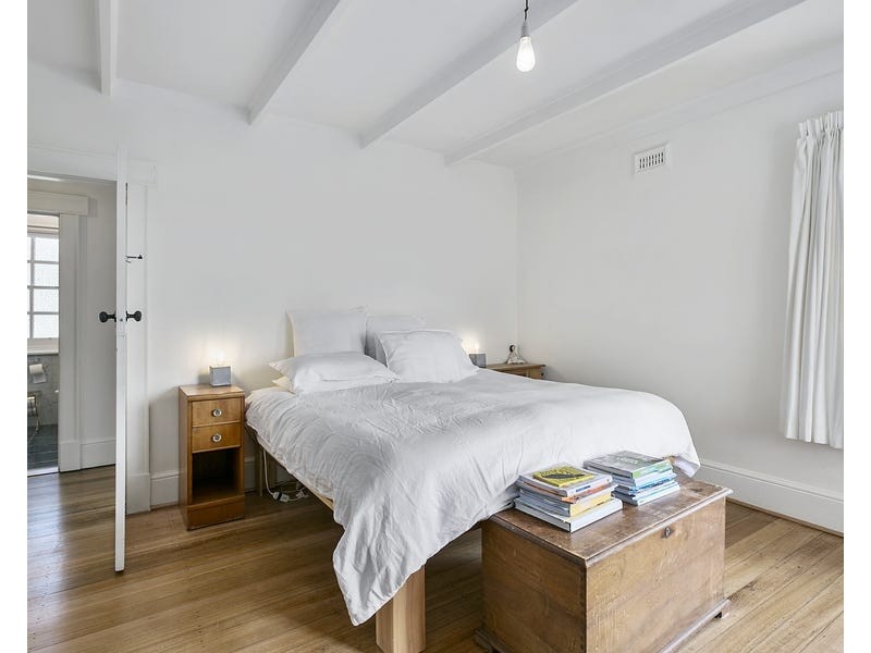 3 ILFRACOMBE CRESCENT, Sandy Bay TAS 7005