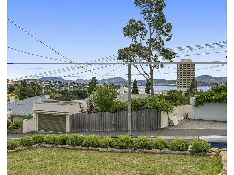 3 ILFRACOMBE CRESCENT, Sandy Bay TAS 7005