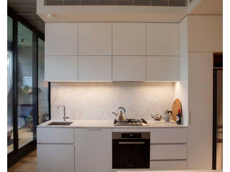 2/219 Napier Street, Fitzroy VIC 3065