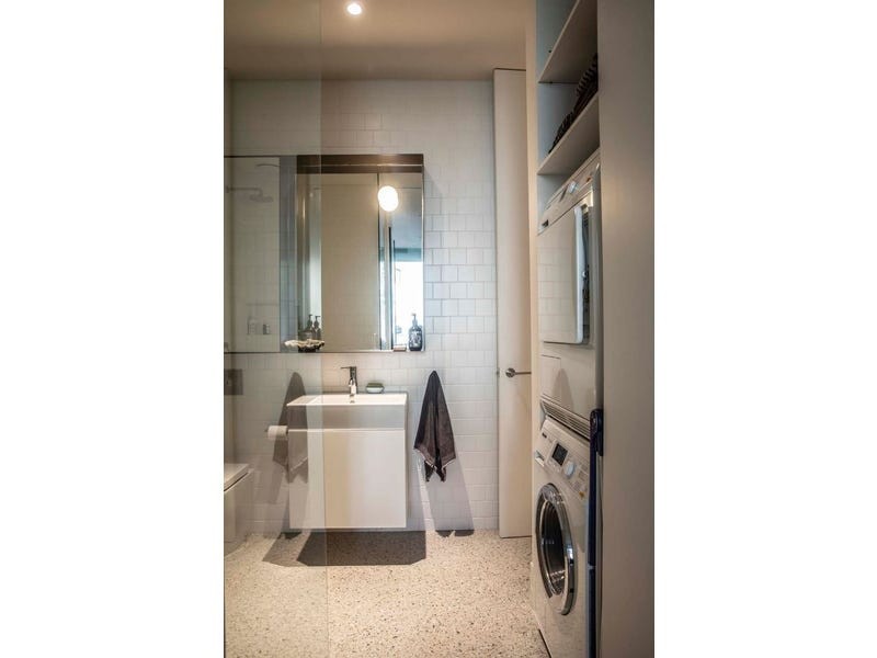 2/219 Napier Street, Fitzroy VIC 3065