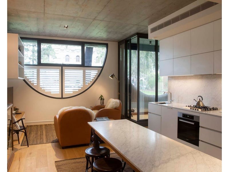 2/219 Napier Street, Fitzroy VIC 3065