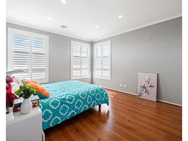 39 BURSA DR, Wyndham Vale VIC 3024