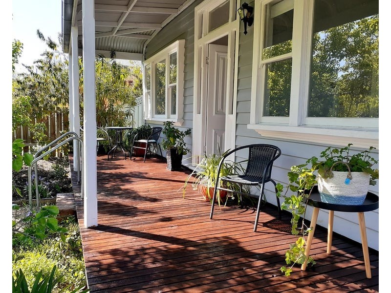 8 Bull  Street, Castlemaine VIC 3450