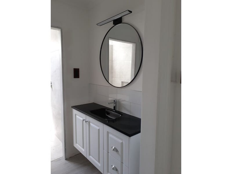 8 Bull  Street, Castlemaine VIC 3450