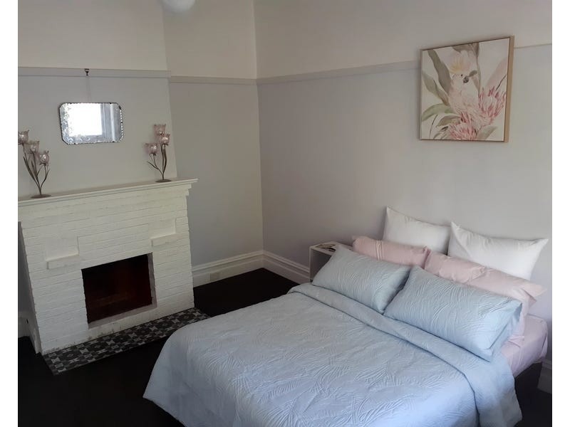 8 Bull  Street, Castlemaine VIC 3450