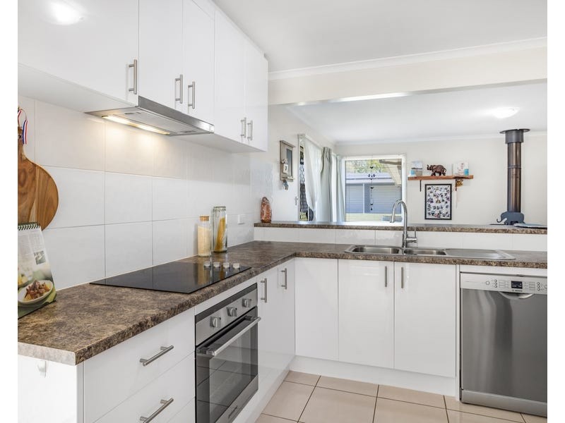19 TRESIZE COURT, Lang Lang VIC 3984