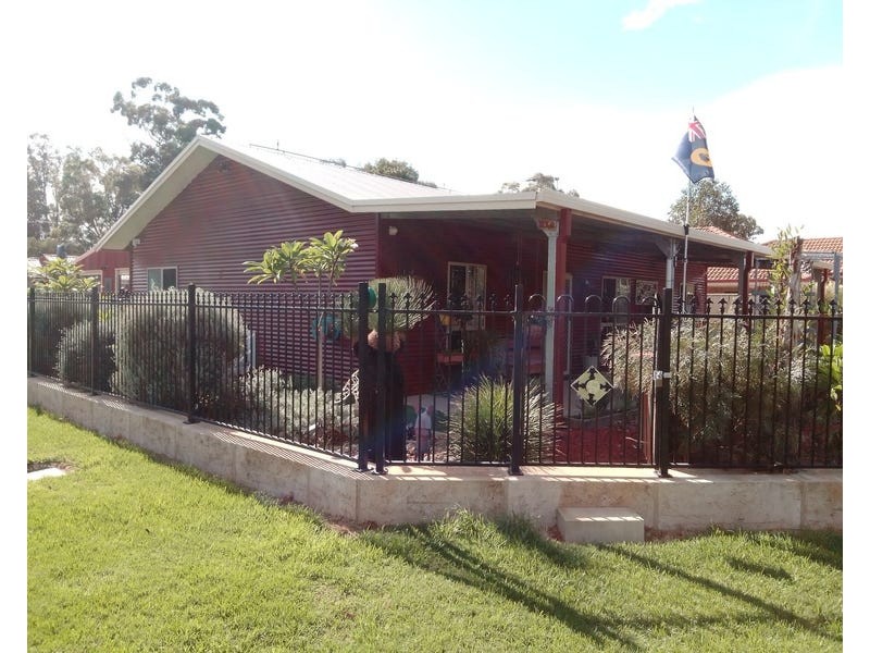 1 Longo Avenue, Pinjarra WA 6208