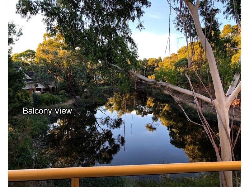 5 Lakeview Court, Glen Waverley VIC 3150