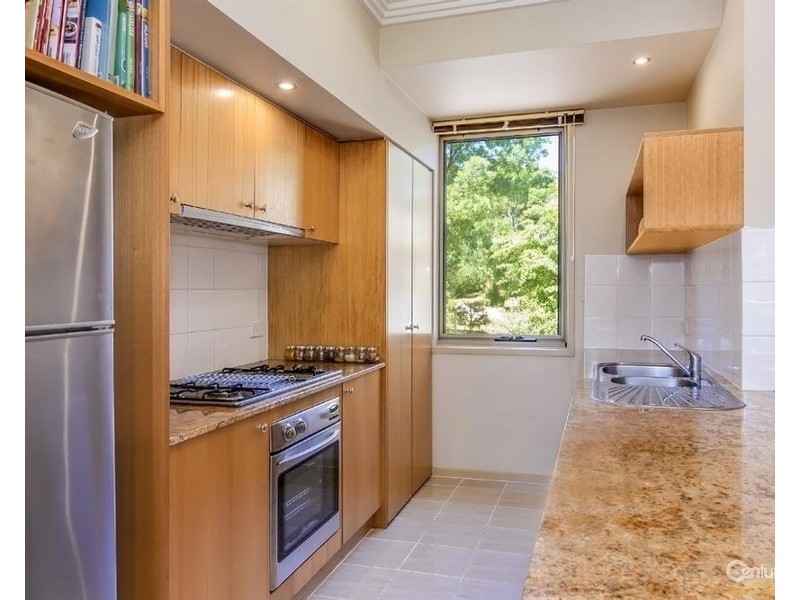 5 Lakeview Court, Glen Waverley VIC 3150