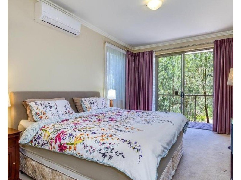 5 Lakeview Court, Glen Waverley VIC 3150