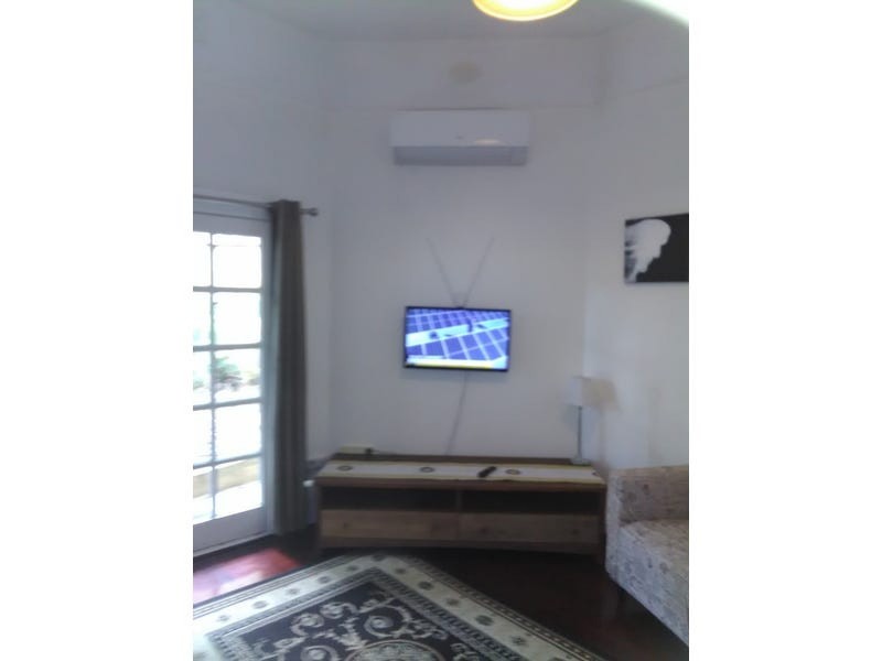 Apartment /2 Hillside Crescent, Launceston TAS 7250