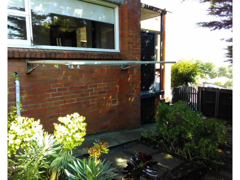 Apartment /2 Hillside Crescent, Launceston TAS 7250
