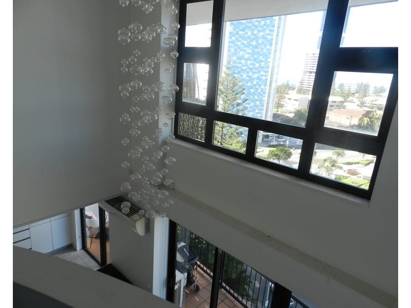 809/32 Surf Parade, Broadbeach QLD 4218